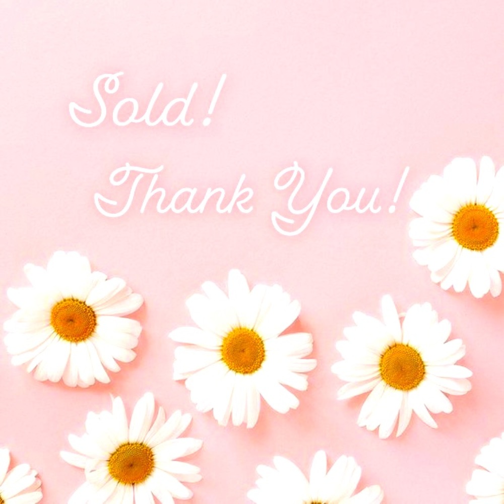 🌸 Sold, thank you to everyone 🌸